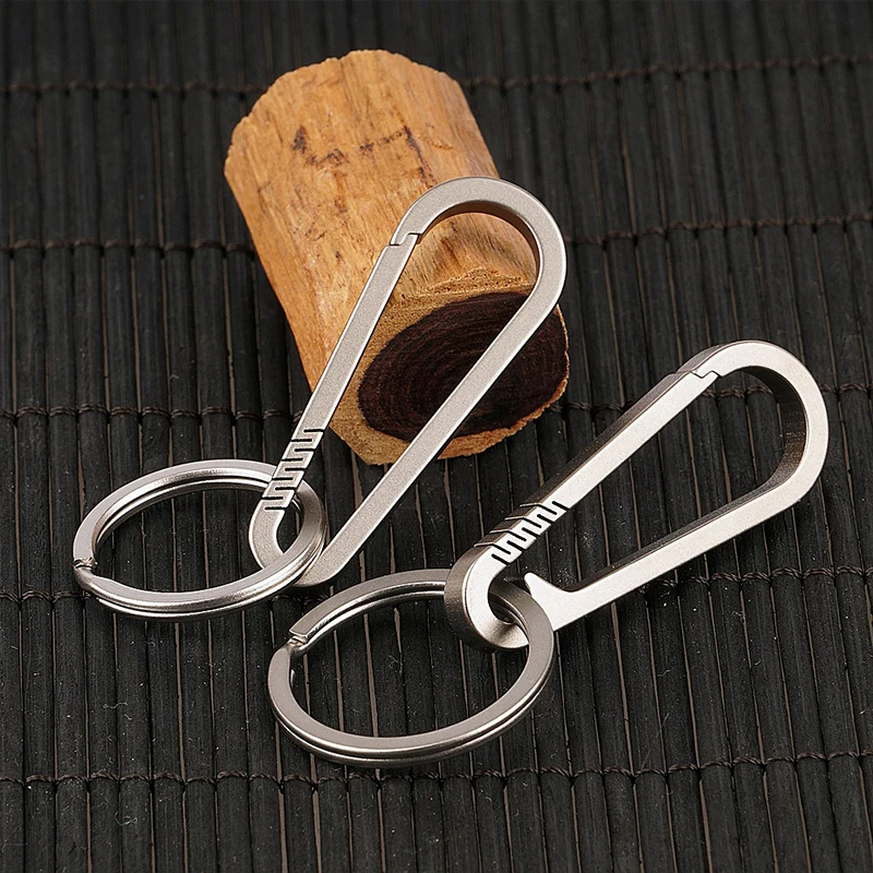 Keychain Multi Tool - 1PCS Multifunctional Titanium Alloy Metal Keychain